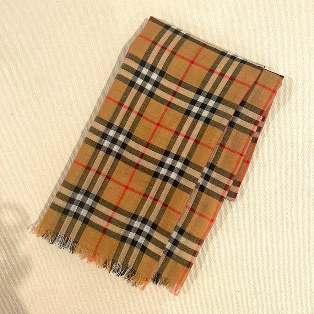 Burberry gauze vintage check scarf in antique yellow